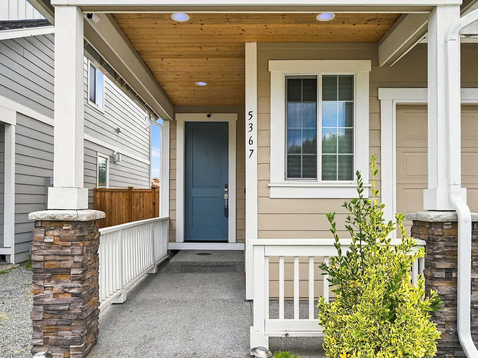 4 bed, 2.5 bath, 1843 sqft, $2,900 — Photo 3