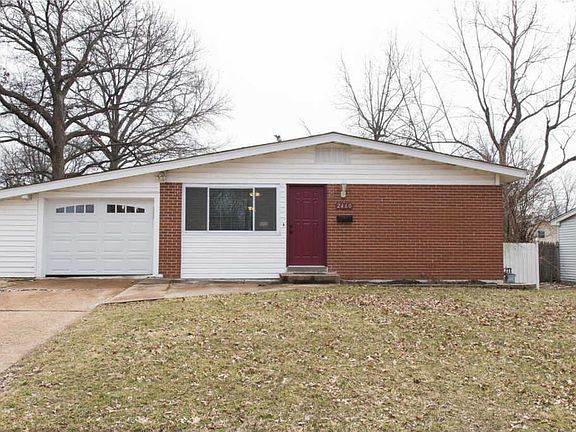 3rd image of 2460 Churchill Downs Dr