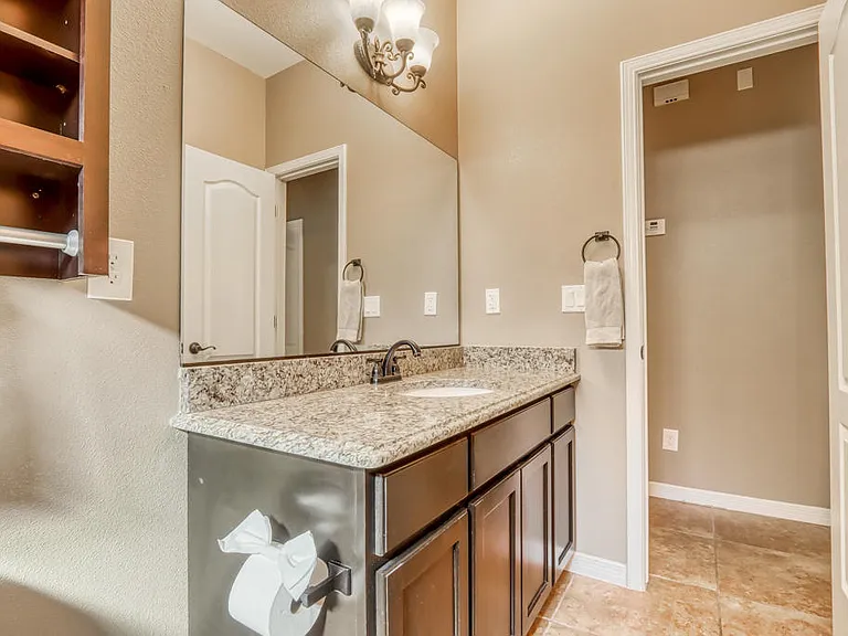 14311 E Cave Ave — Photo 31