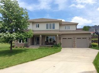 10 Glacier Cir, Madison, WI 53719