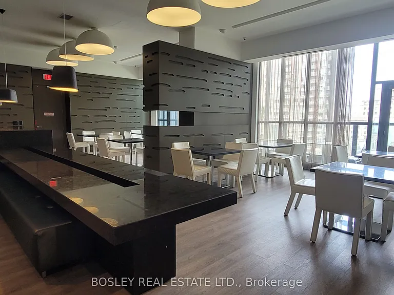 101 Charles St E #4709 — Photo 11