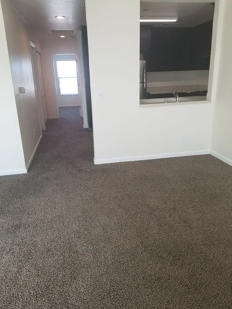 Vista Verde Apartments — Photo 2
