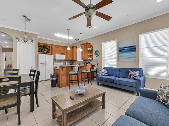 3rd image of 117 E Lantana St #12