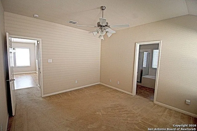 9135 Mare Hunt — Photo 11