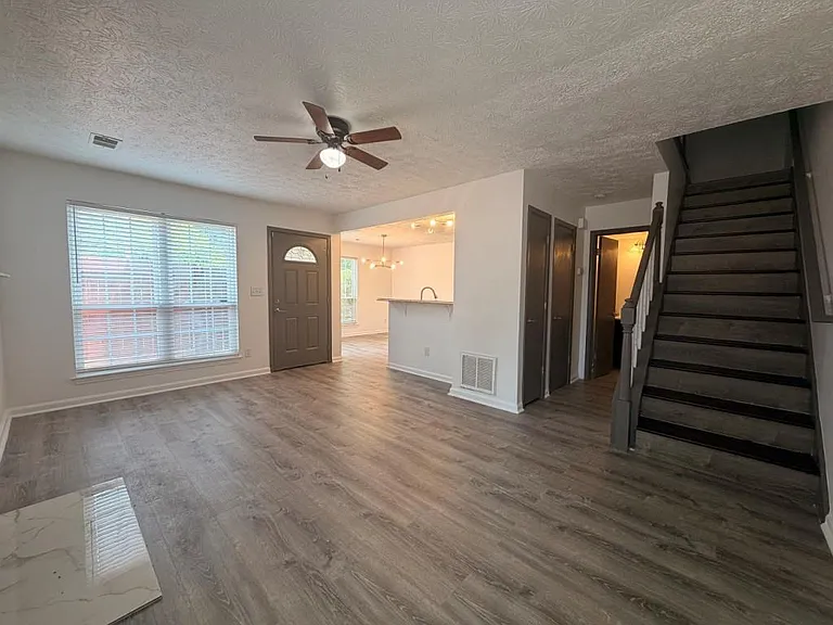 1026 Wuthering Way — Photo 11