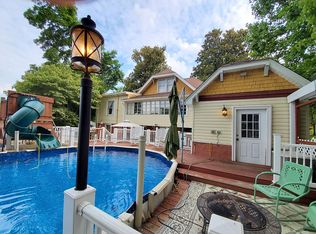149 W Elm St, Mount Airy, NC 27030