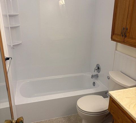 4th image of 8332 Robinson St #8332