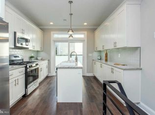 521 Dudley St, Philadelphia, PA 19148