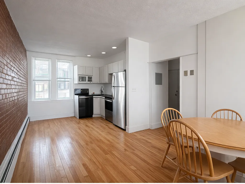 Building Photo - 210 Chestnut Hill Ave #6