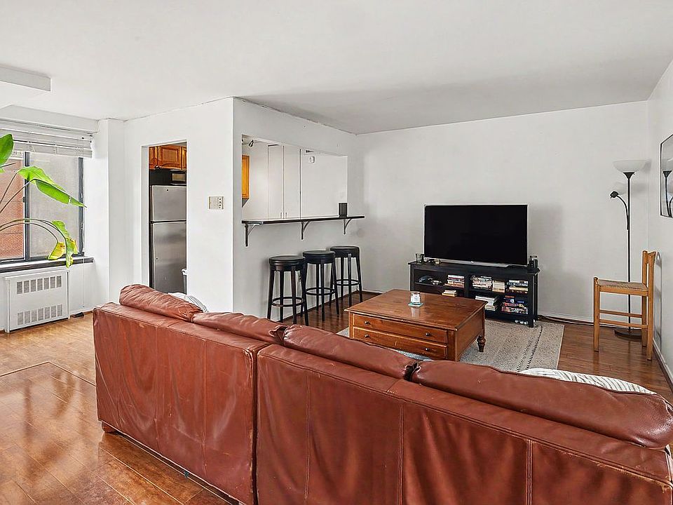 1st image of 280 Rector Pl APT 8N