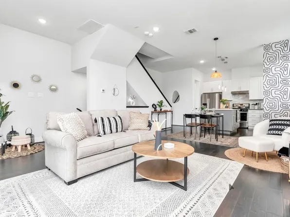 2817 Palm St, Houston, TX 77004