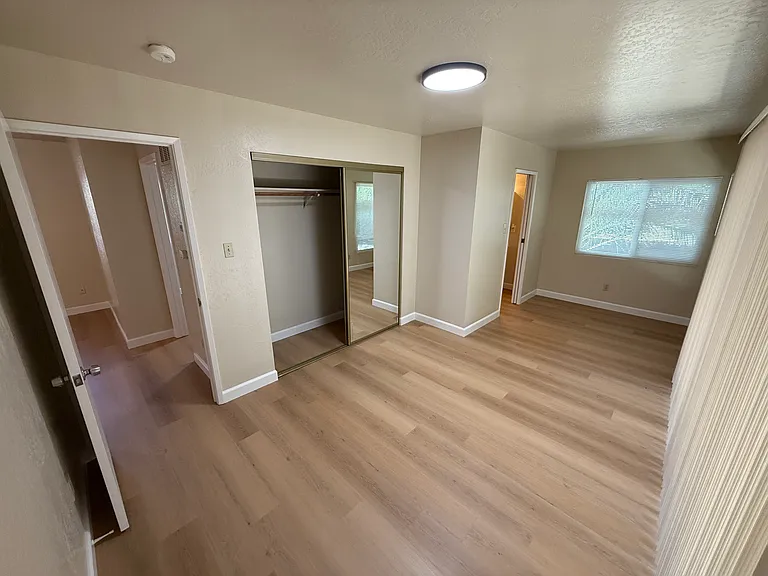 1010 Figueroa St #2 — Photo 7