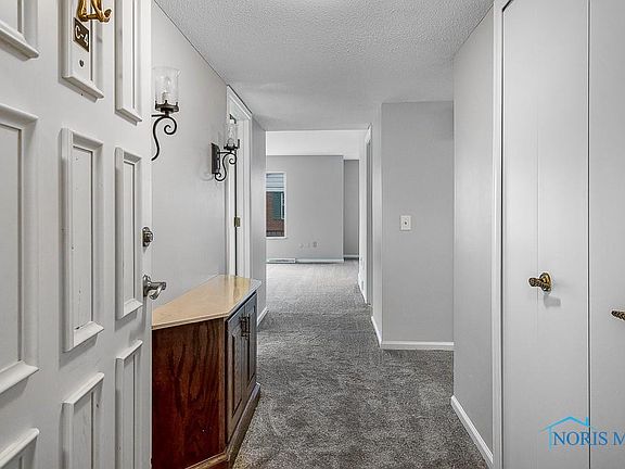 4th image of 5441 Cresthaven Ln APT C4