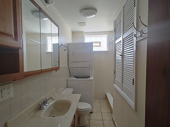 5th image of 2731 E Madison St Floor 2