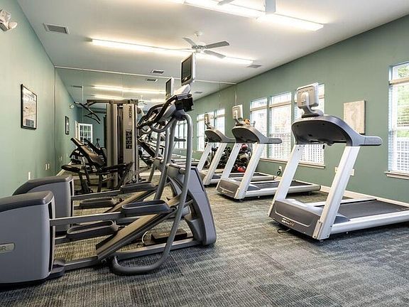 4th image of 101 Carden Place Dr #115F