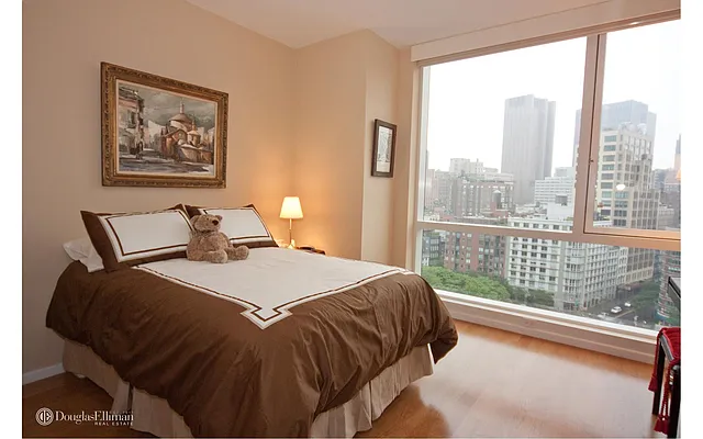 Rented by Douglas Elliman | media 4