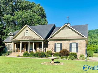 932 Oak Grove Rd, New Hope, AL 35760