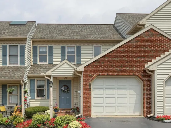 268 Sand Ct, Ephrata, PA 17522