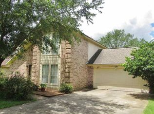 1181 Westmeadow Dr, Beaumont, TX 77706