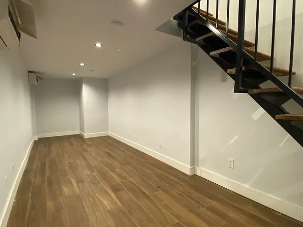 1334 Gates Avenue image 7 of 9