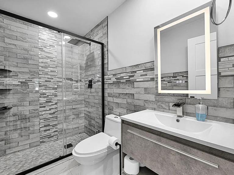 6279 Bay Club Dr #3 — Photo 10