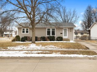 325 NE 7th St, Ankeny, IA 50021