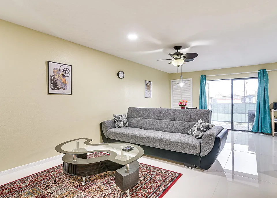 2824 S Bartell Dr #27G