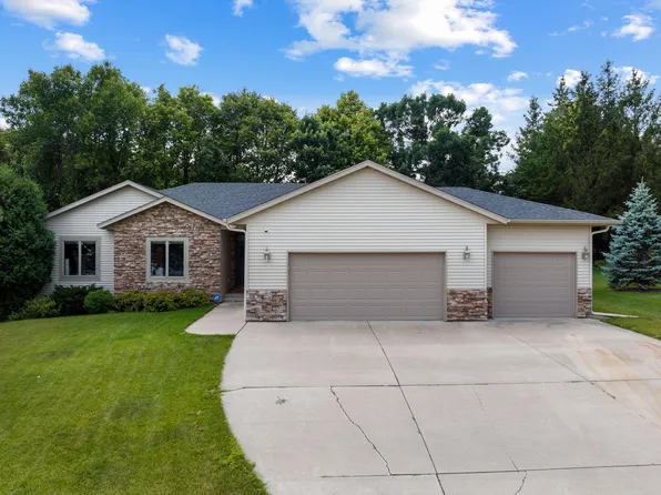 185 Hickory Ln NE, Owatonna, MN 55060