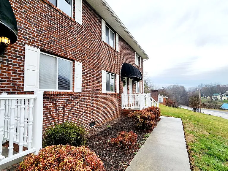 1619 Milligan Hwy — Photo 1