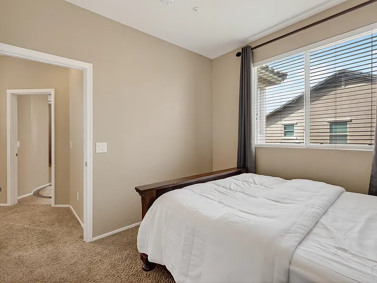 12034 W Polk St — Photo 23