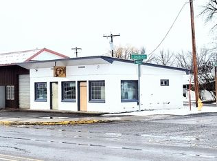 261 S Main St, Halfway, OR 97834