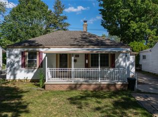 7514 N Silvery Ln, Dearborn Heights, MI 48127
