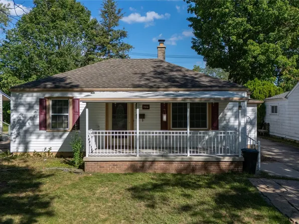 7514 N Silvery Ln, Dearborn Heights, MI 48127