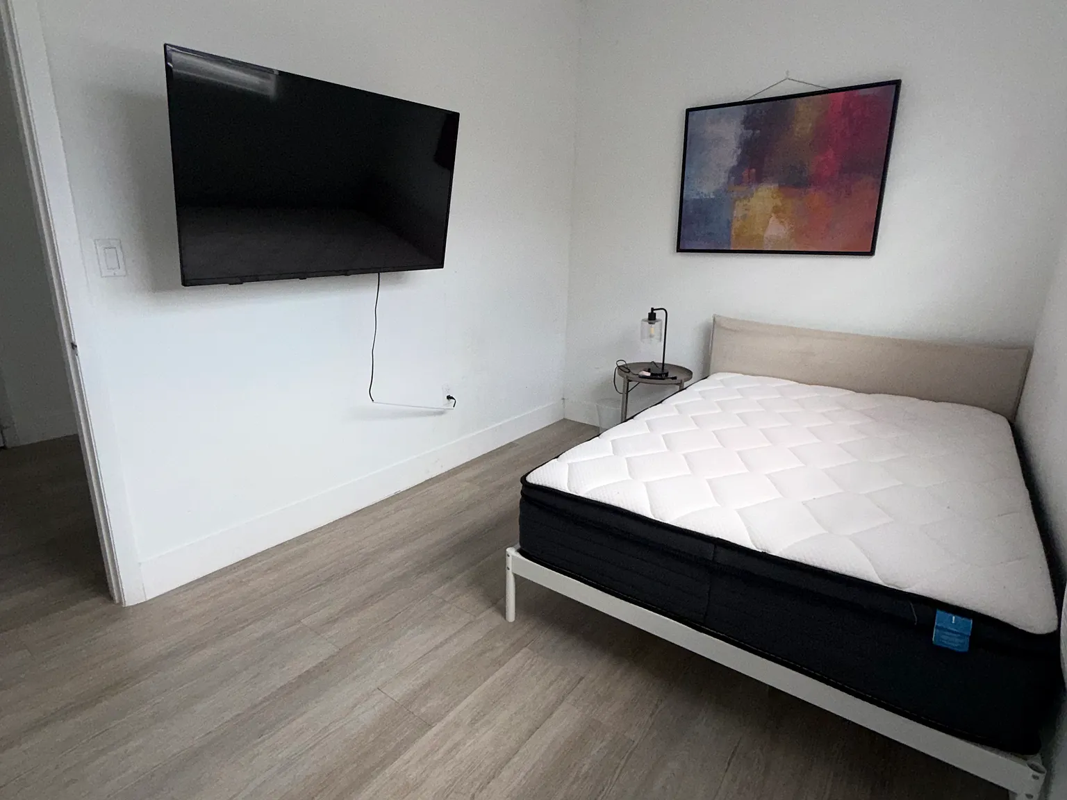2 bed, 950 sqft, $2,600 — Photo 4