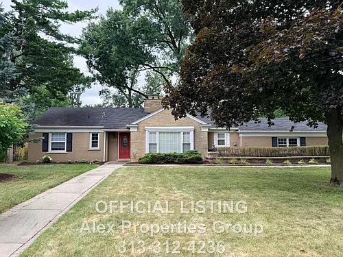 31045 Sheridan Dr Photo 1