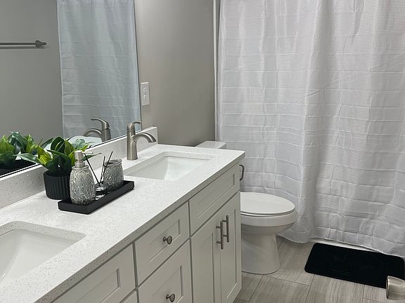 2nd image of 5904 Carver Blvd #3