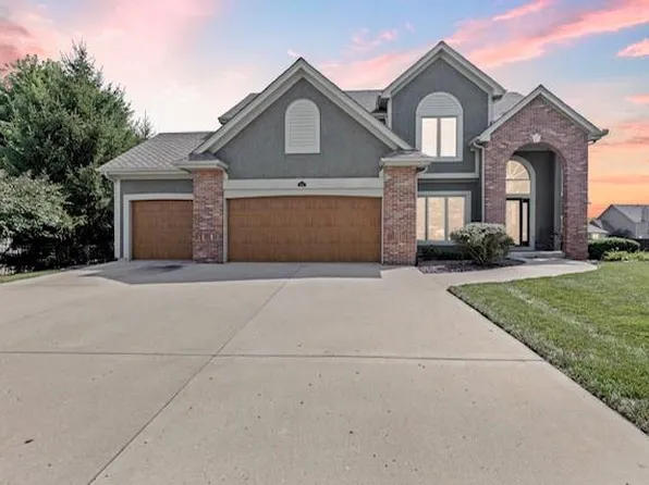 6603 NW 103rd St, Kansas City, MO 64154