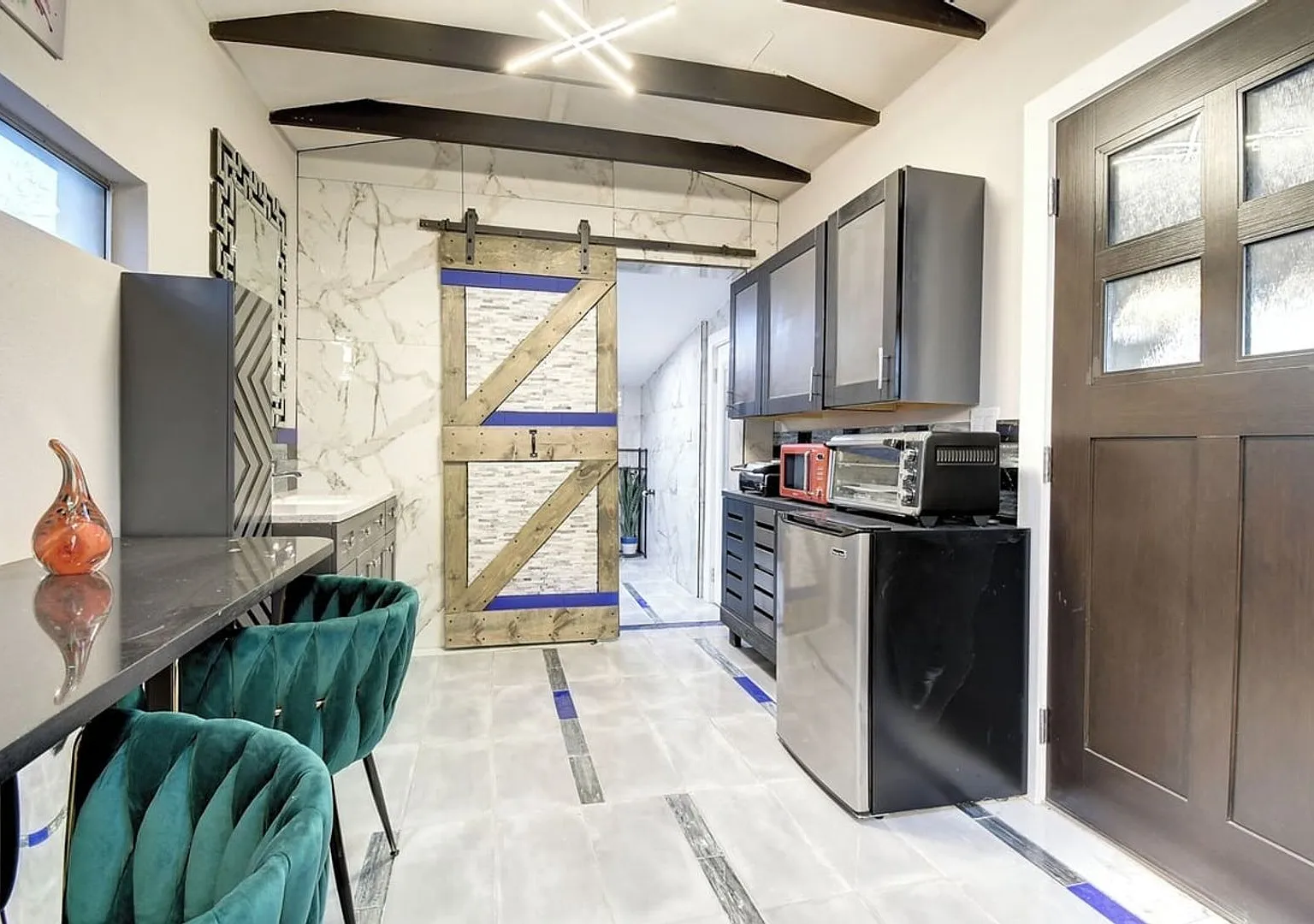 Spacious 7BR House in Tempe — Photo 4