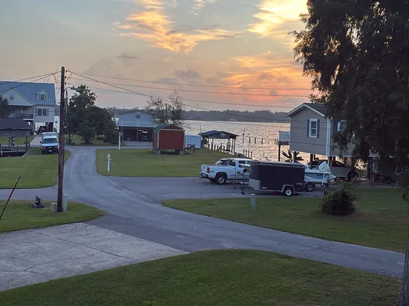 55 Inlet Way, Chocowinity, NC 27817