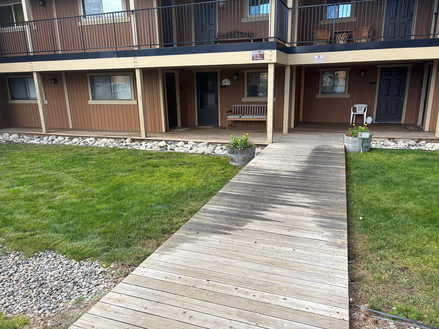 1 bed, 800 sqft, $1,800 — Photo 2