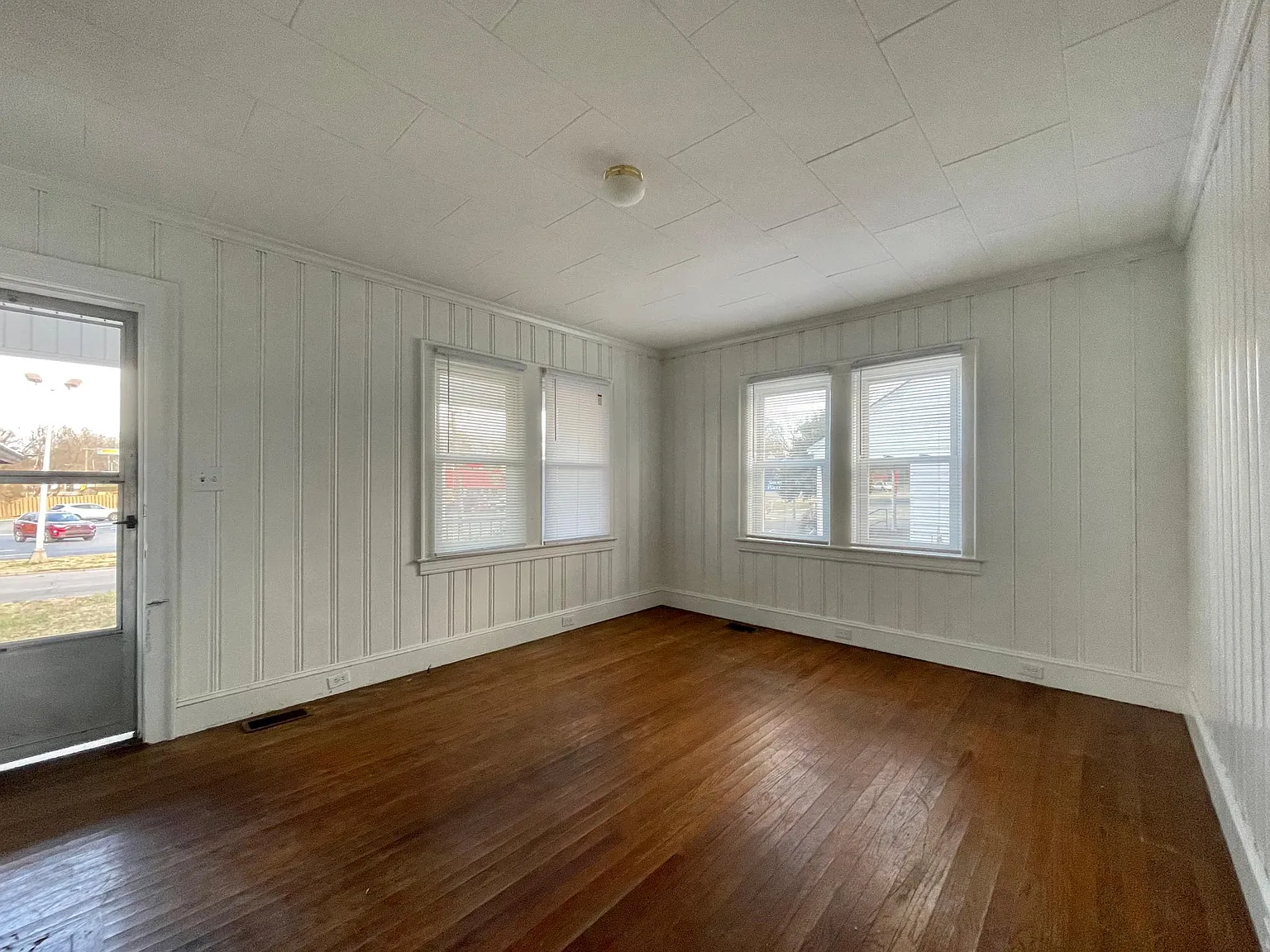 2 bed, 880 sqft, $1,200 — Photo 4