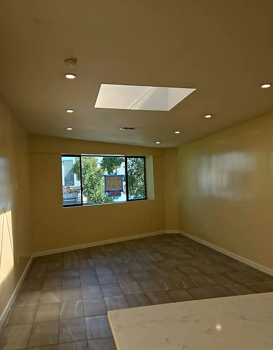3 bed, 3.5 bath, 1328 sqft, $3,795 — Photo 1