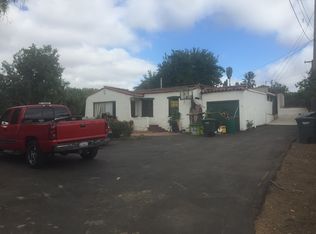 1085 Vale View Dr, Vista, CA 92081