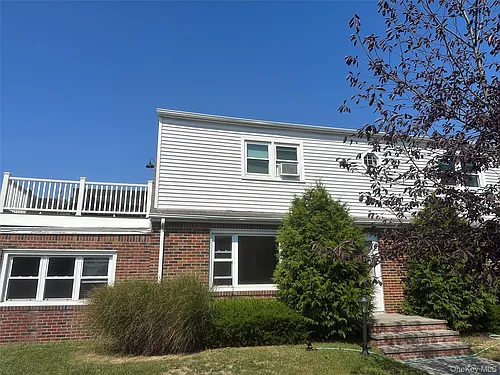 375 E Chester St Photo 1