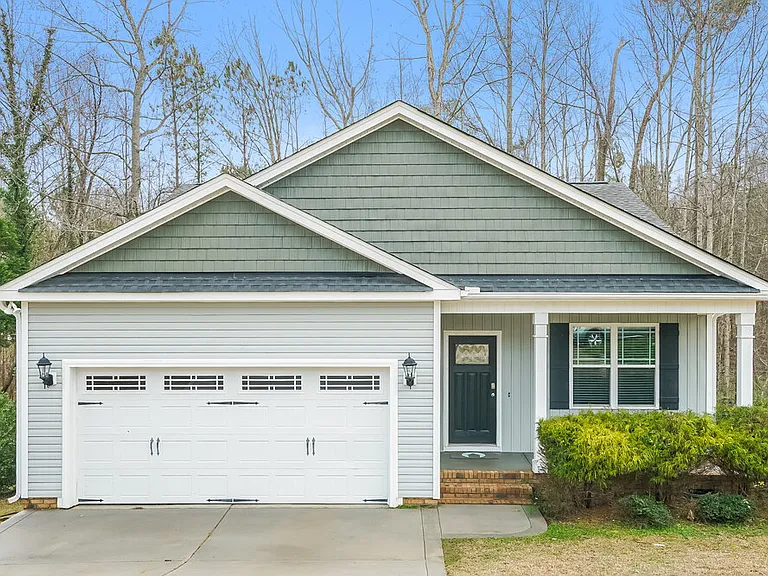 19 Deer Lake Trl — Photo 1