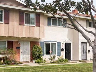 19750 Kingswood Ln, Huntington Beach, CA, 92646