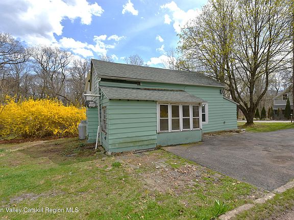 2nd image of 51 Pine Avenue