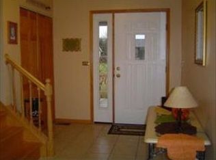 1528 Oregon Trl, Elk Grove Village, IL 60007