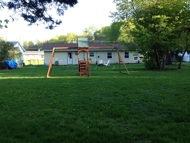 118 Barclay Rd — Photo 7