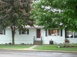 3105 Winter Wheat Rd, Kalamazoo, MI 49004